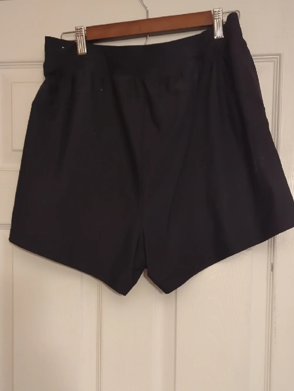 Old Navy Active Black Elastic Drawstring Shorts